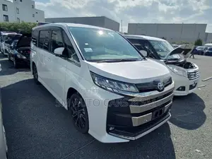 Toyota Noah Hybrid SZ Pearl New 2024