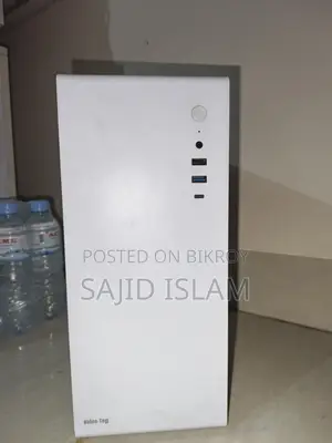Desktop Computer 8GB AMD Ryzen 5 HDD 256GB