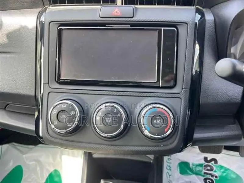 Toyota Axio Non Hybrid 2021