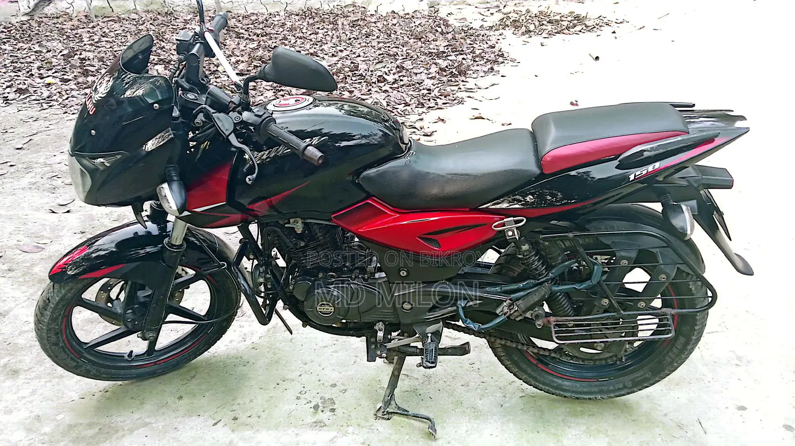 Bajaj Pulsar 150 . 2019