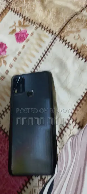 Infinix Hot 10 Play . (Used)