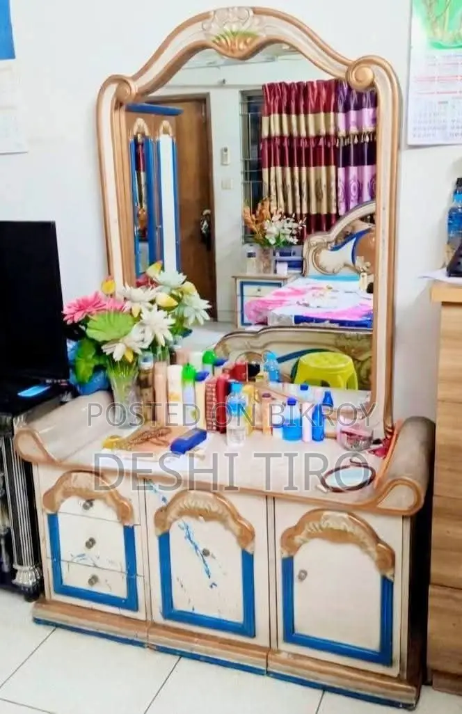 High Quality Dressing Table