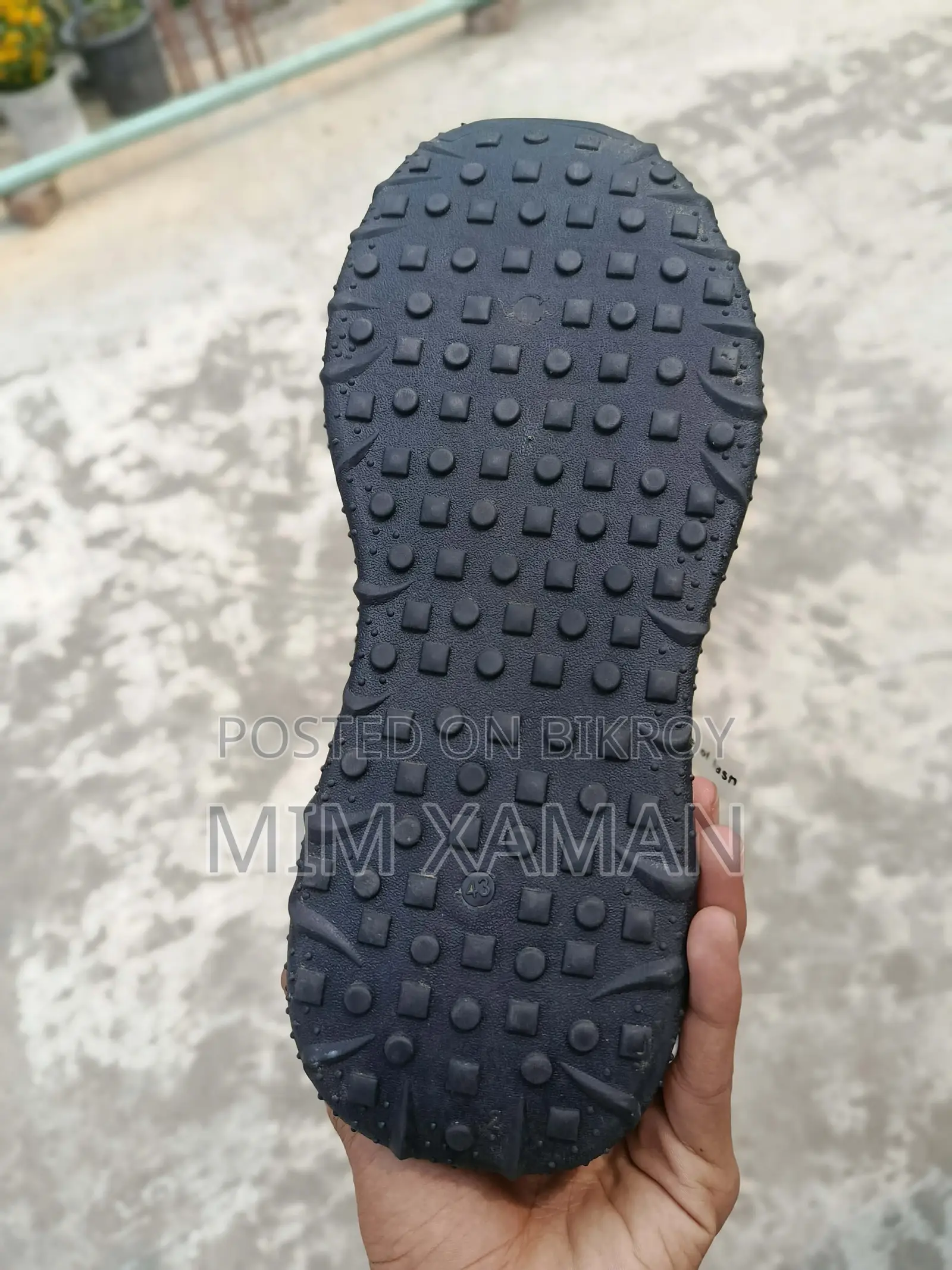Selling Sneakers