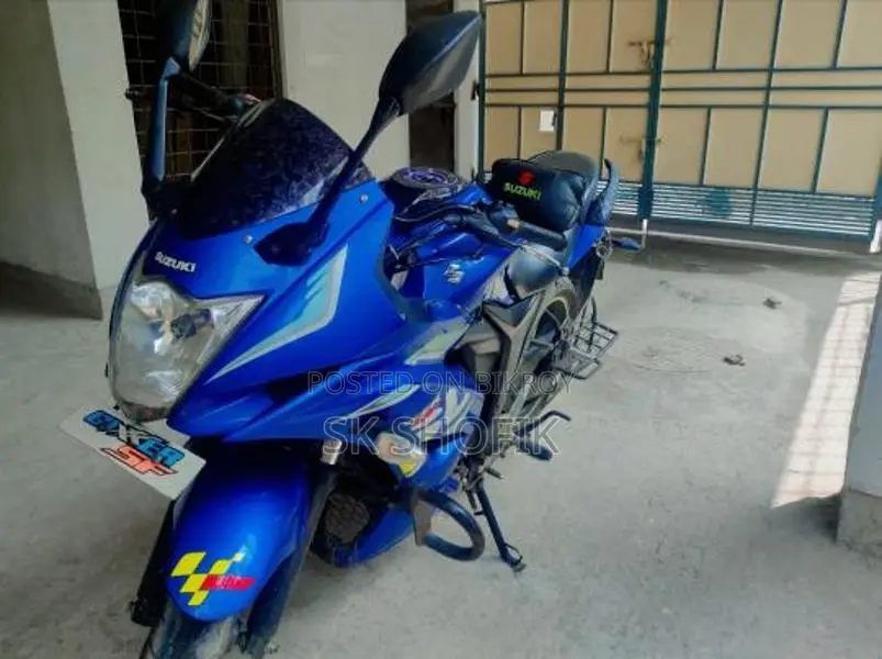 Suzuki Gixxer SF dd 2017
