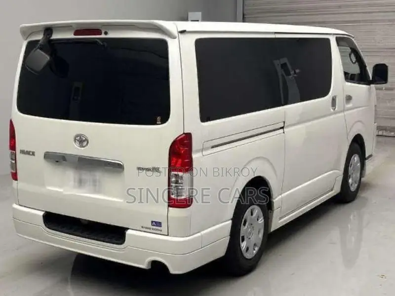 Toyota Hiace SUPER GL POWER DOOR 2020