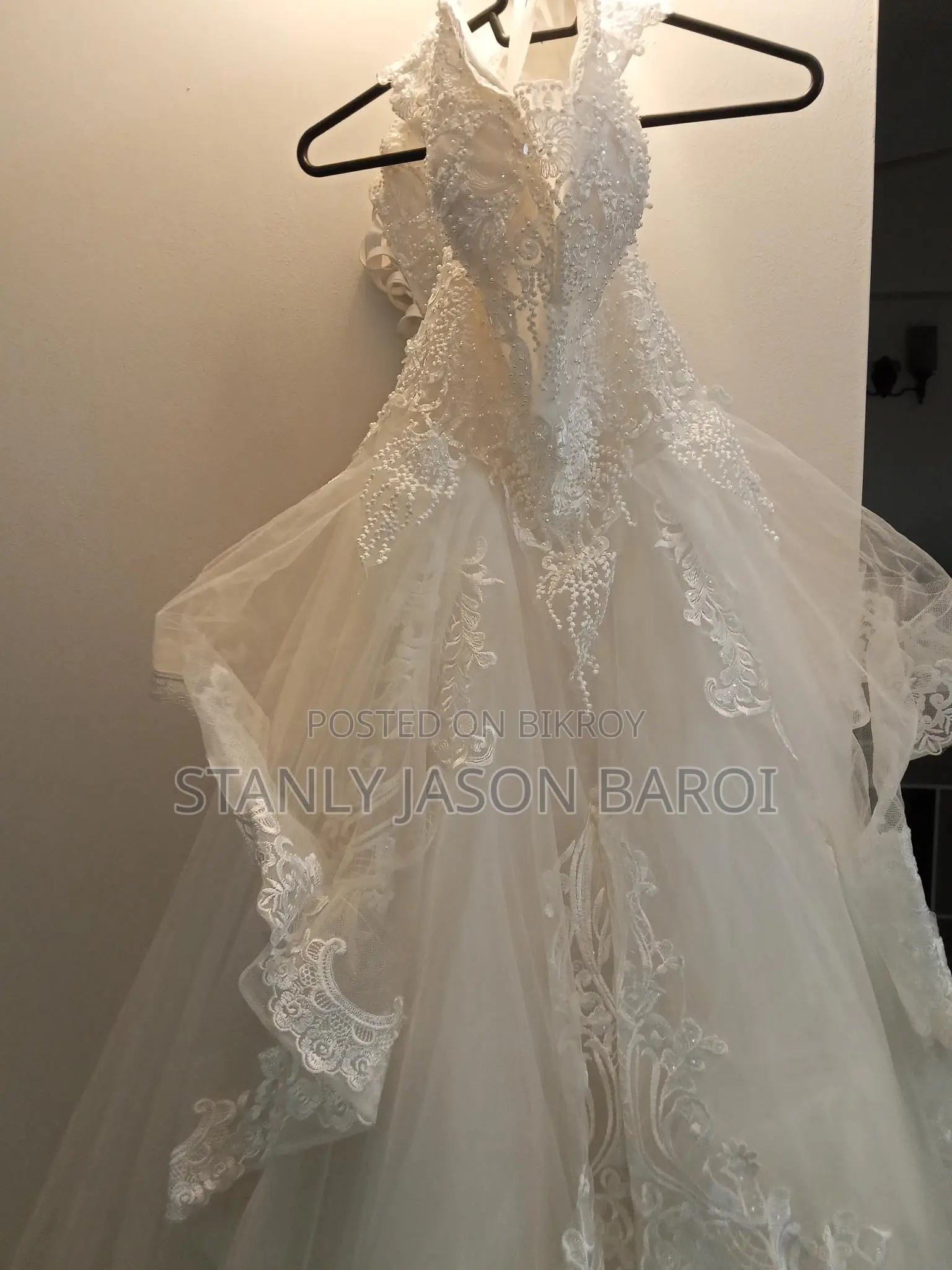 White Wedding or Party Gown Dress