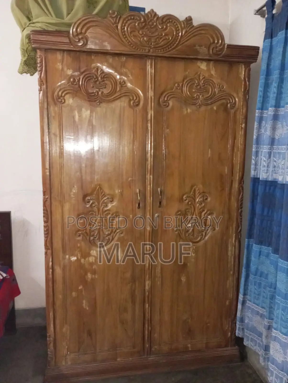 Teak Wood Almirah
