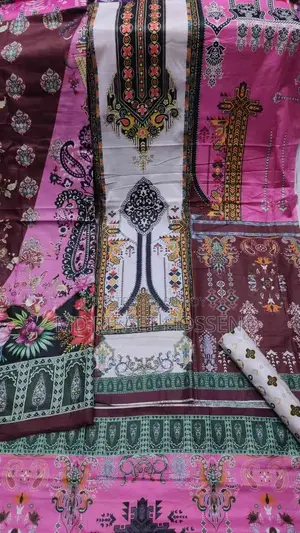 Pakistani Jamjam Lawn Three-Piece