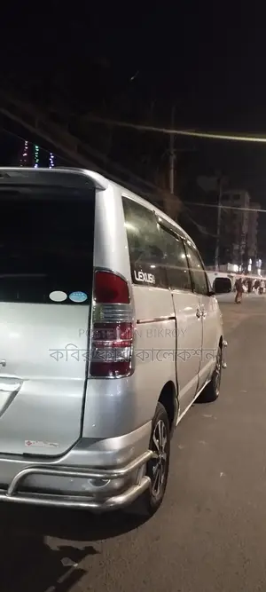 টয়োটা নোয়া এক্স ২০০৩