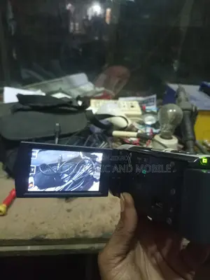 Sony 70x Zoom Made in Japan Video Camera