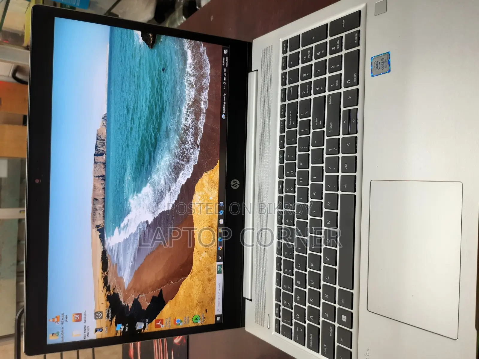 HP 450 G6*15.6" MONITOR*INTEL i5 8th generation, 256 GB SSD** 8GB RAM**