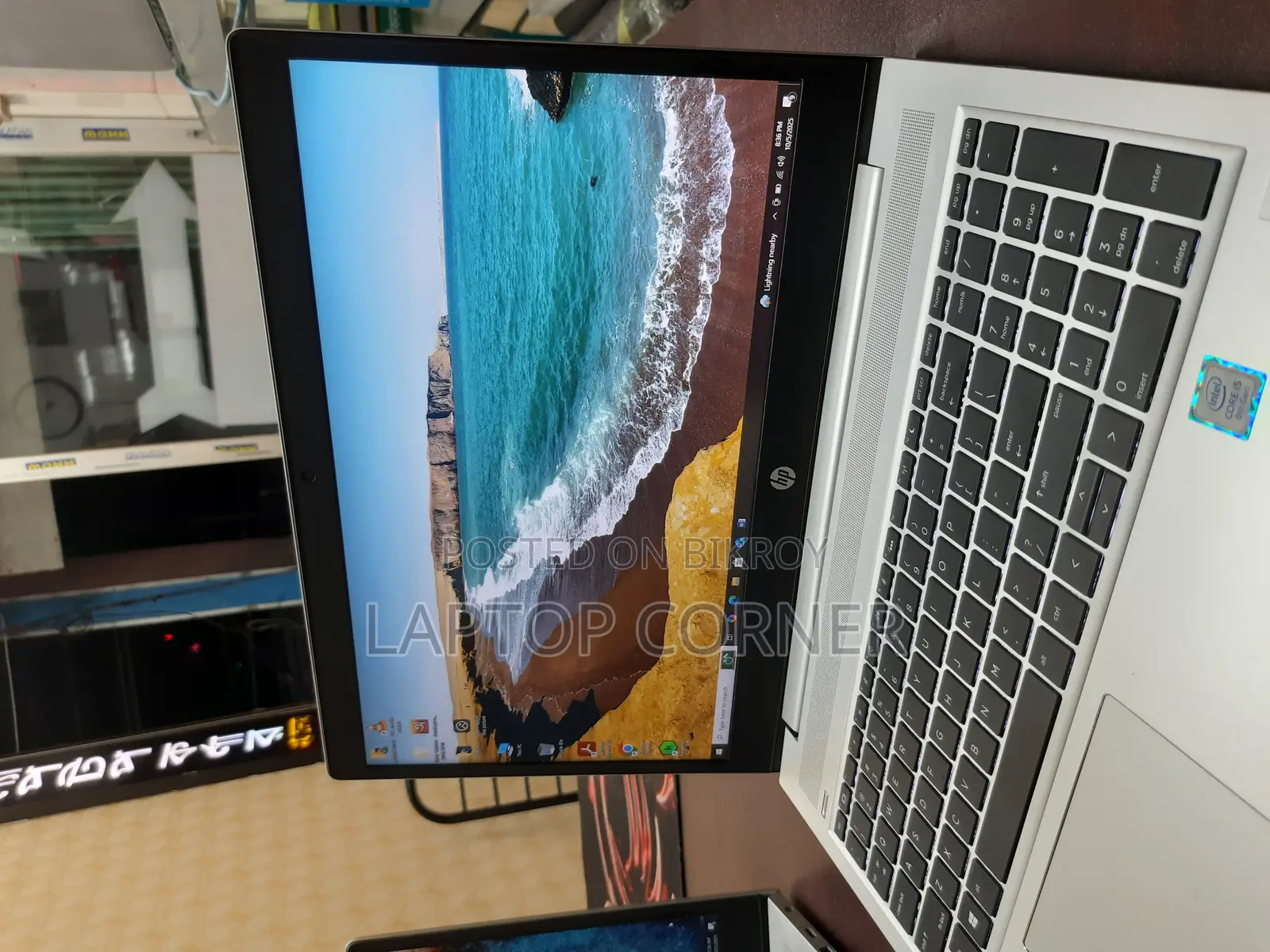 HP 450 G6*15.6" MONITOR*INTEL i5 8th generation, 256 GB SSD** 8GB RAM**