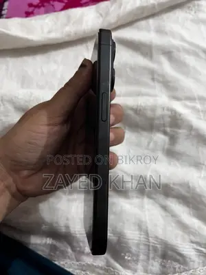 Apple iPhone 15 Pro (Used)