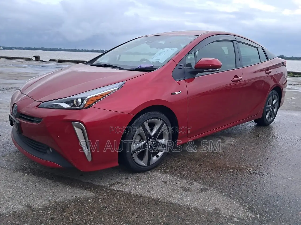 Toyota Prius S Touring Selection 2019