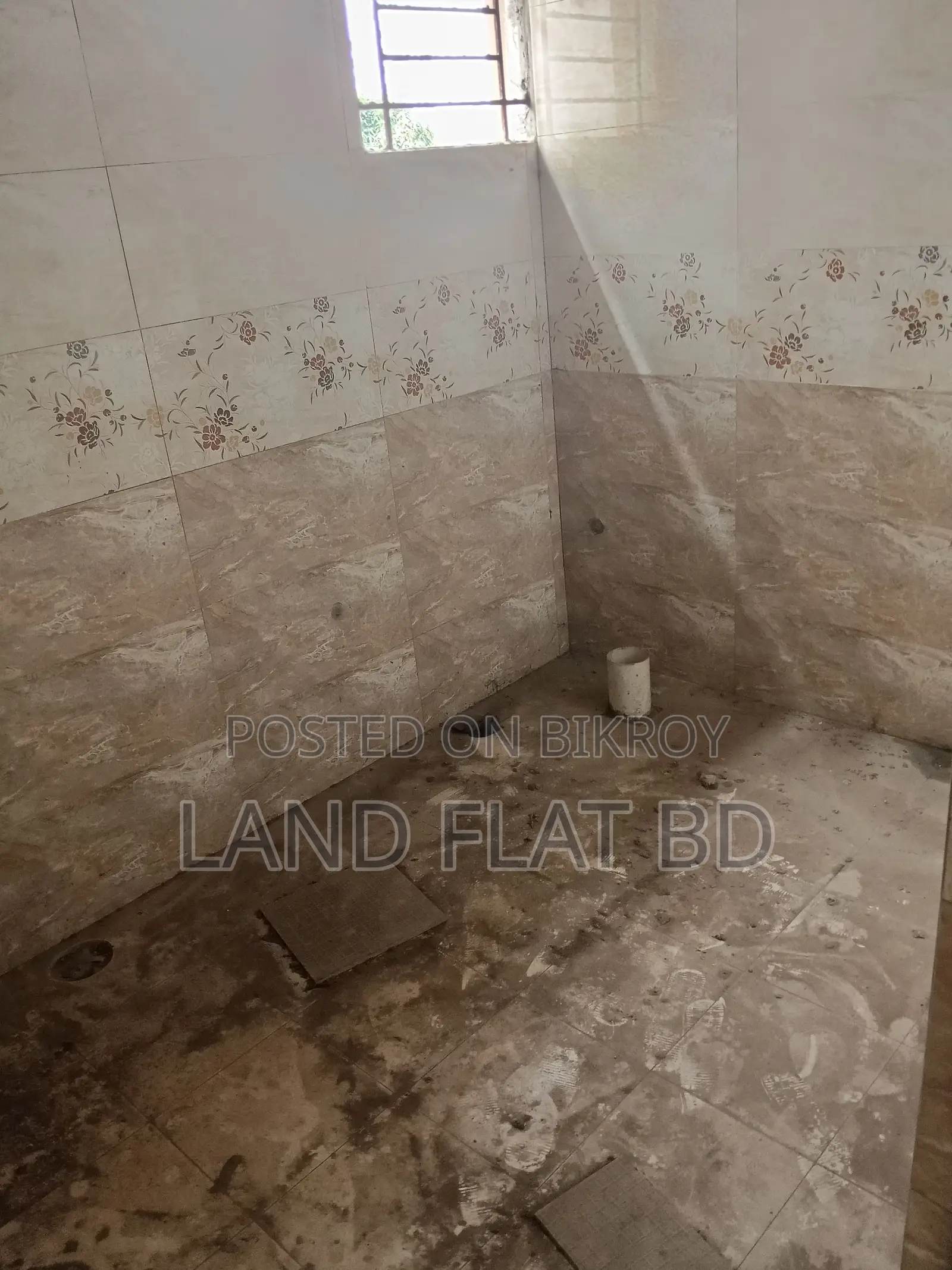 Brand New Ready Flat for Sale - 1450 Sq Ft, 3rd Floor