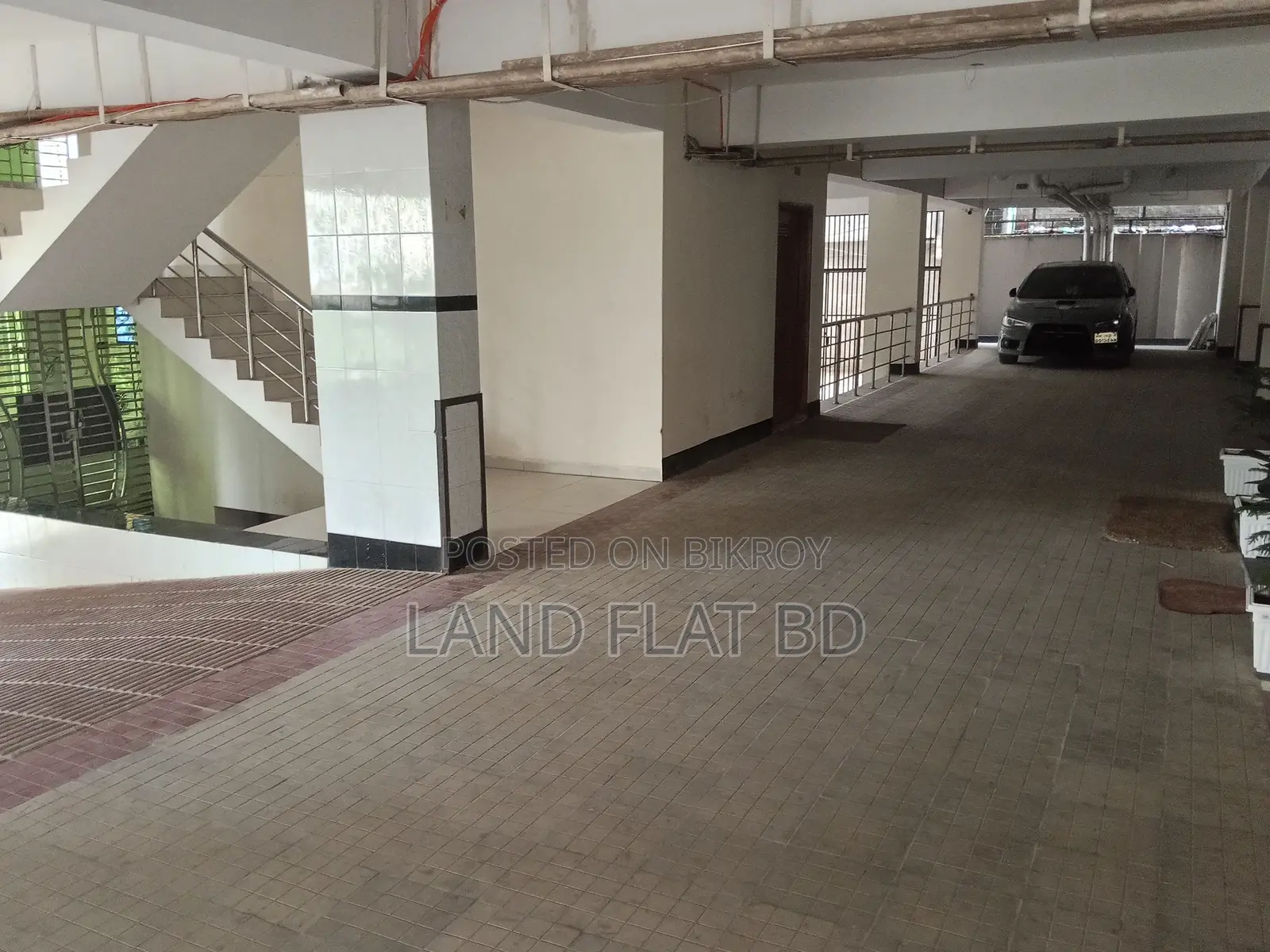 Brand New Ready Flat for Sale - 1450 Sq Ft, 3rd Floor