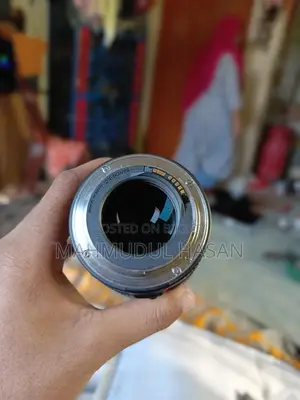 85mm Prime Lens in Pristine Condition