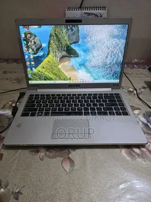 Walton Core i5, 500GB SSD, 8GB RAM