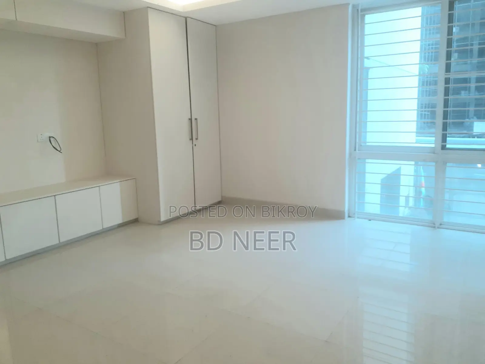 Duplex Semi Furnished 4 Bedroom Flat Rent in Gulshan-2 North