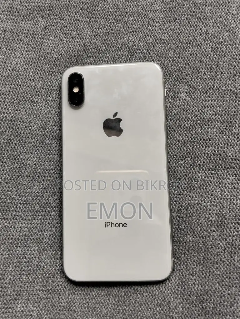 Apple iPhone X . (Used)