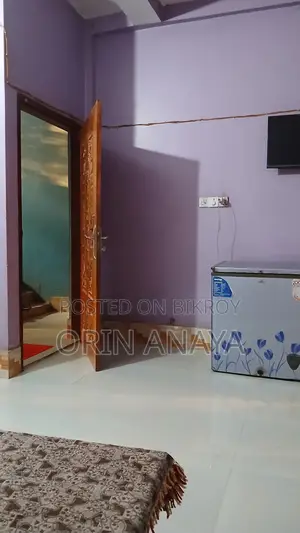 Room For Rent