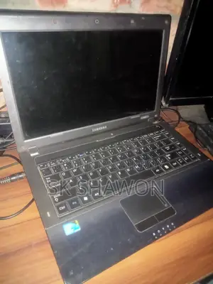 Laptop 6GB Intel Core I3 HDD 320GB