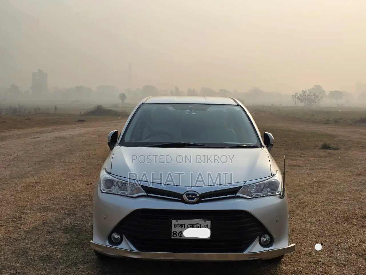 Toyota Axio Hybrid X 2015