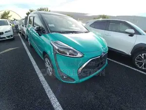 Toyota Sienta G Quero 2020