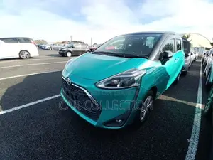 Toyota Sienta G Quero 2020