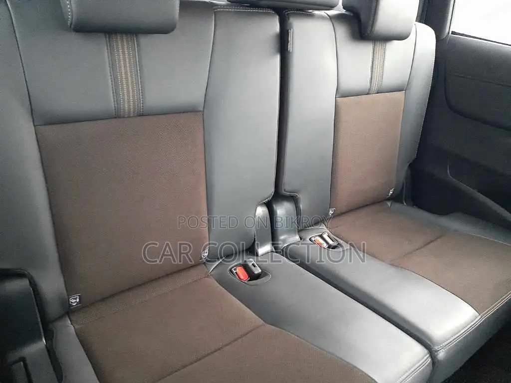 Toyota Sienta G Quero 2020