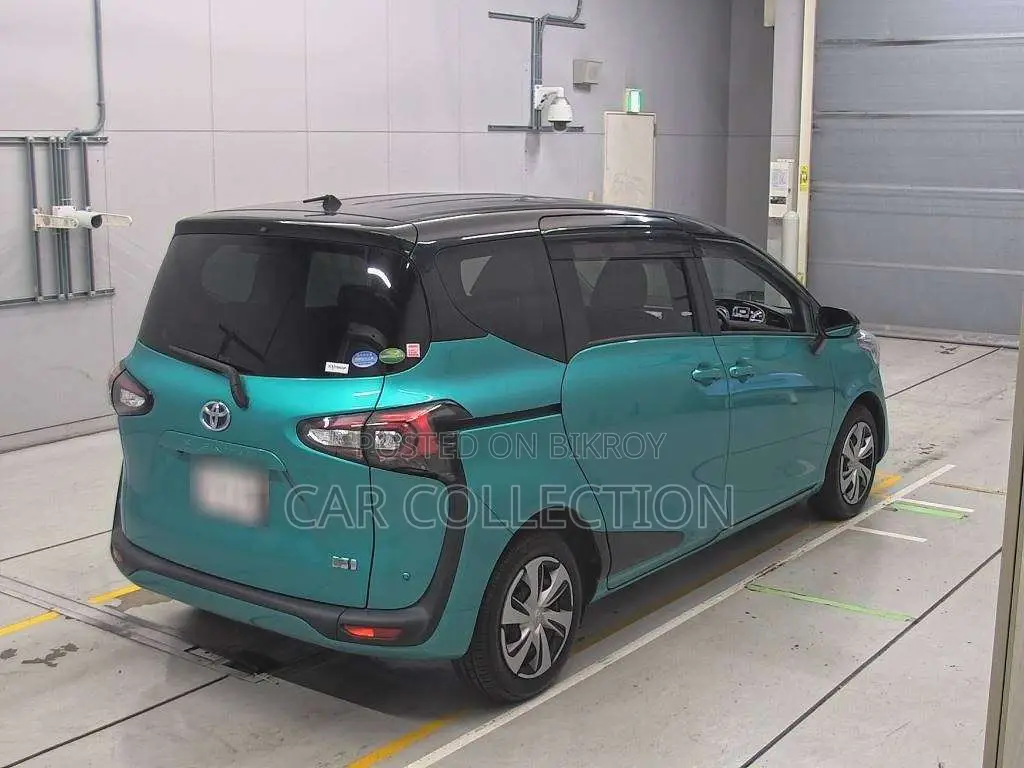 Toyota Sienta G Quero 2020