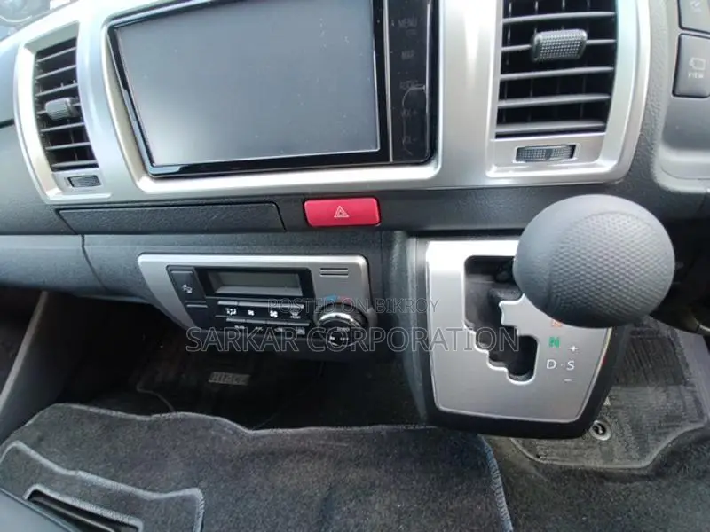 Toyota Hiace Super GL 2020