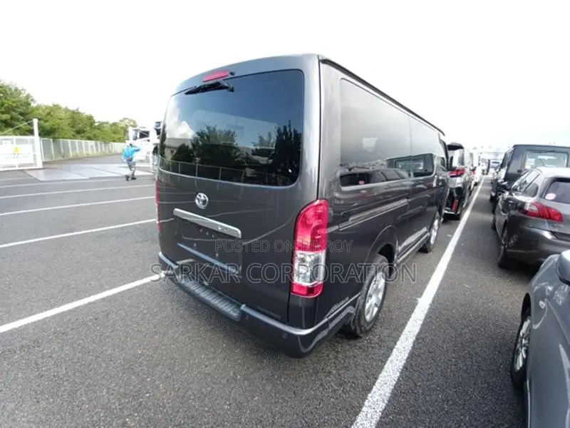 Toyota Hiace Super GL 2020