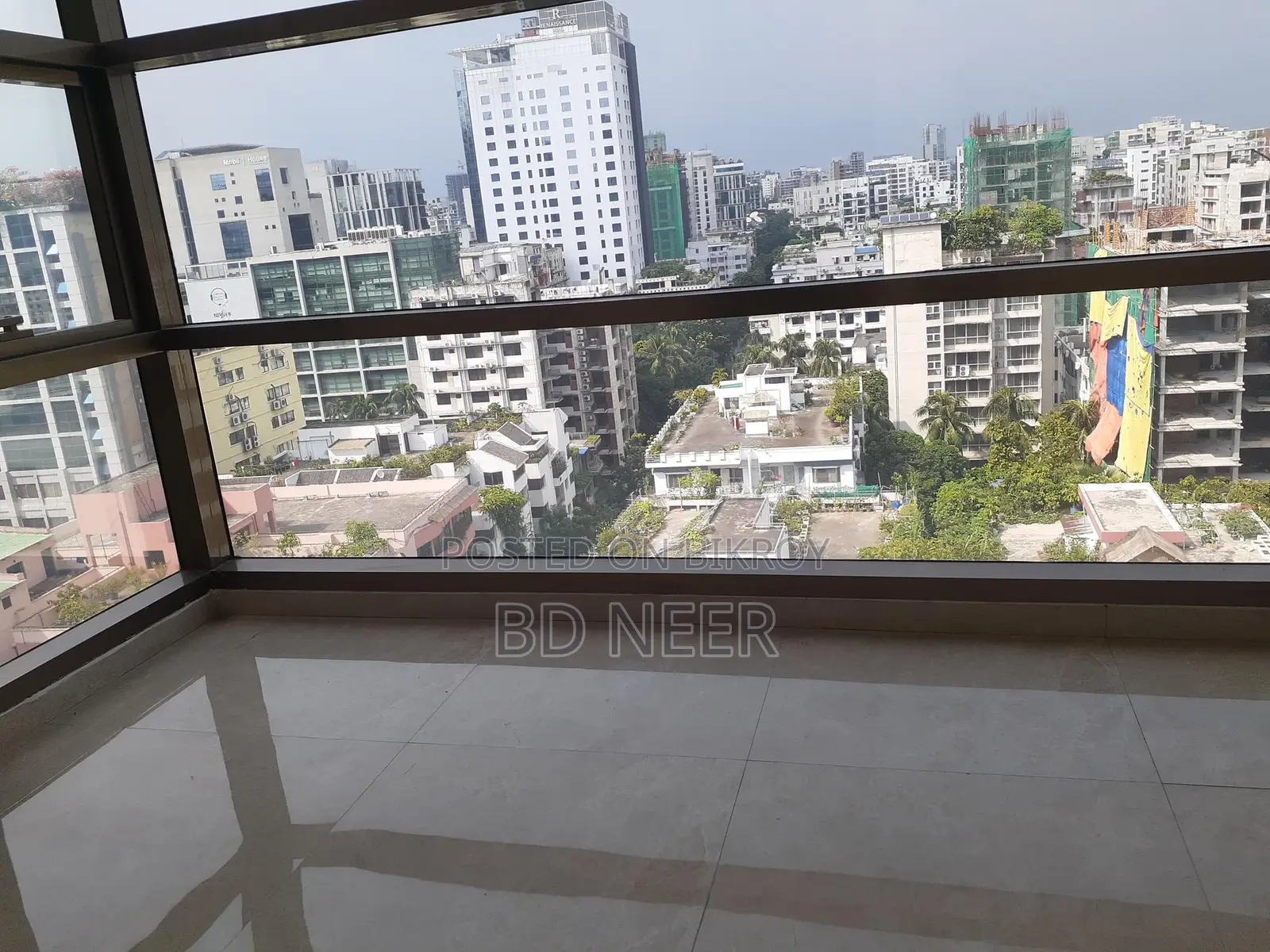 40106 SqFt Open Office Space Available For Rent in Gulshan Avenue