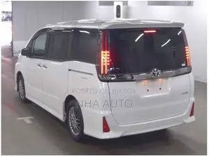 Toyota Noah WXB NON HYBRID 2021