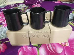 6 Ceramic Mugs