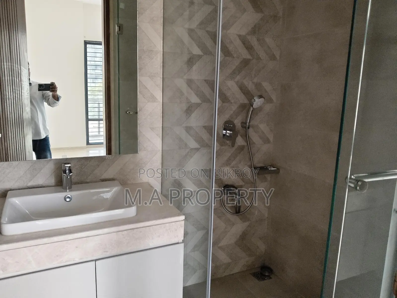 3-Bedroom Semi Furnished Apartment Rent in Gulshan-1