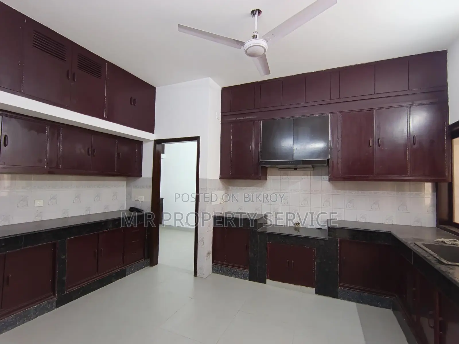 North Gulshan-2 Luxury Semi Furnished Apartment Rent