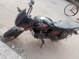 Bajaj Discover 135 ` 2013