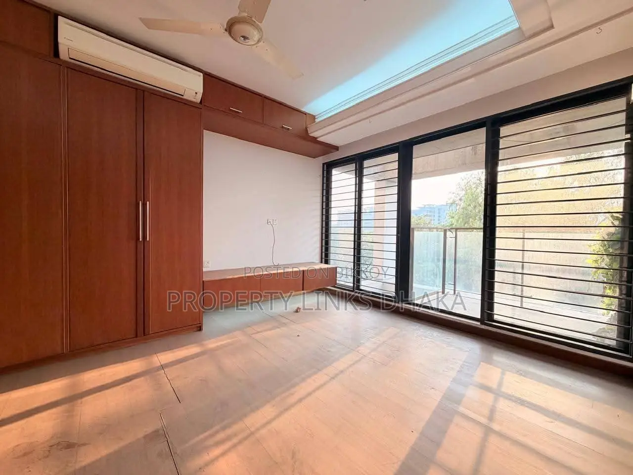 Luxury semi Furnished Apartment by Shanta holding at Baridhara