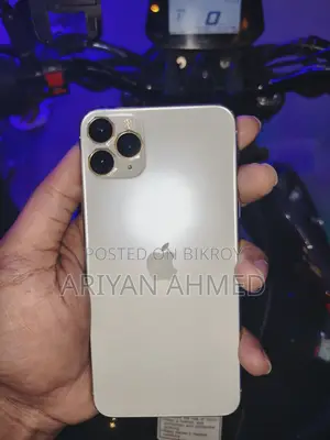 Apple iPhone 11 Pro Max . (Used)