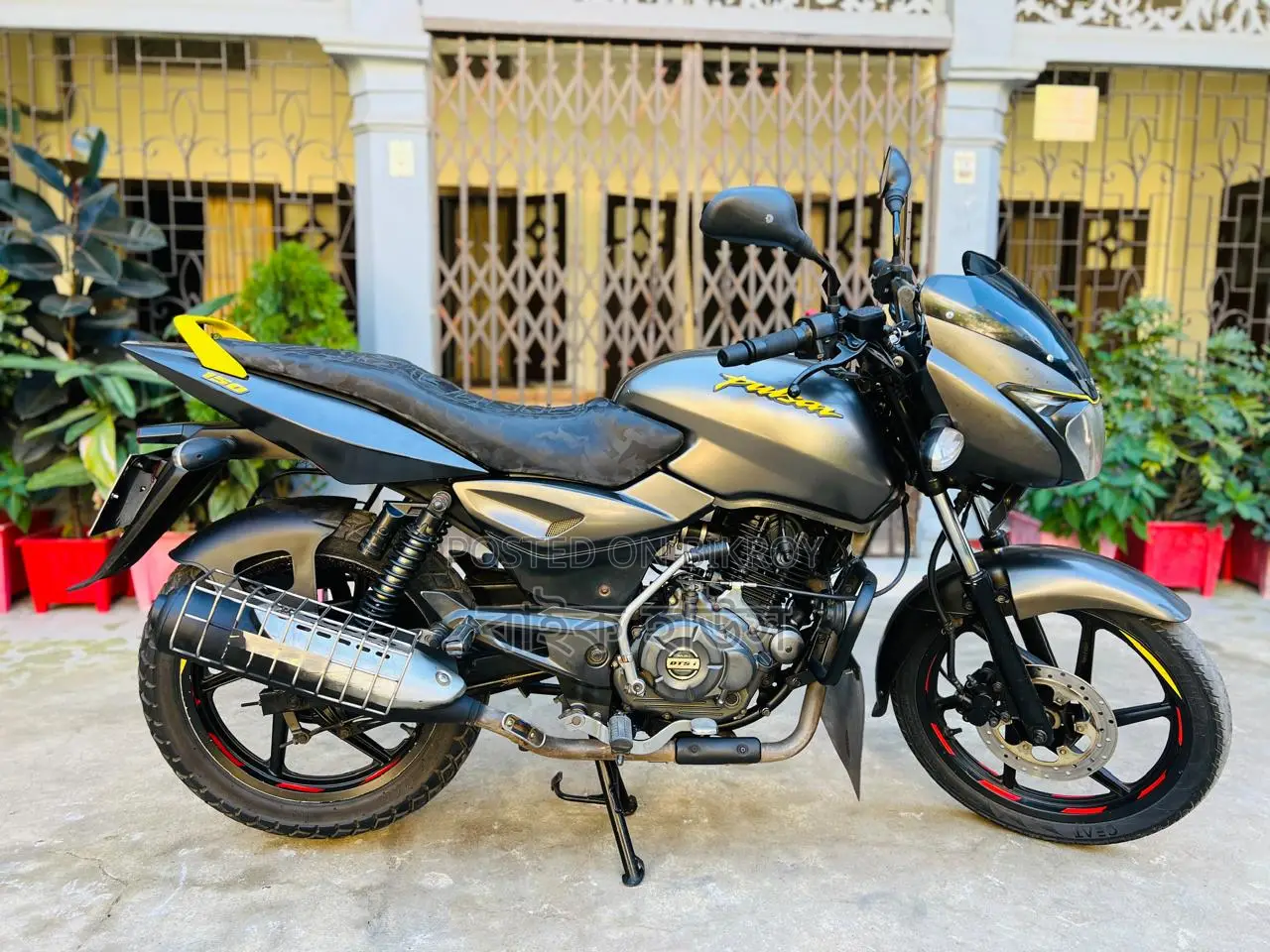 Bajaj Pulsar 150 2-Year Paperwork Done 2020