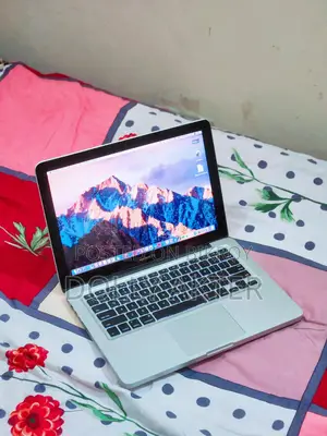 MacBook Pro i5 (13-inch, Retina)