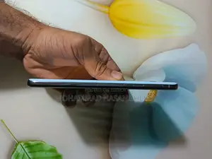 Samsung Galaxy S10 (Used)