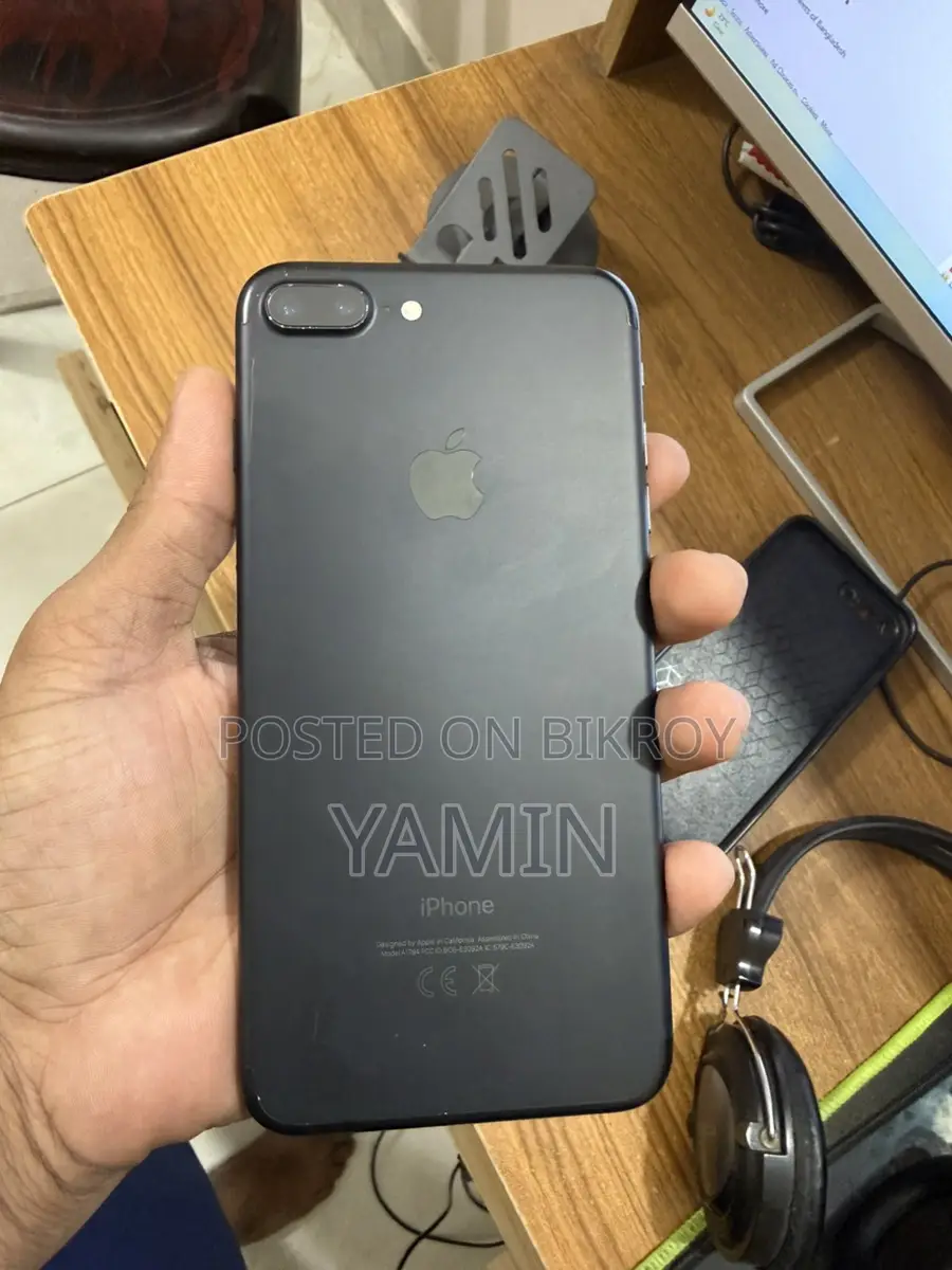 Apple iPhone 7 Plus Jet Black (Used)