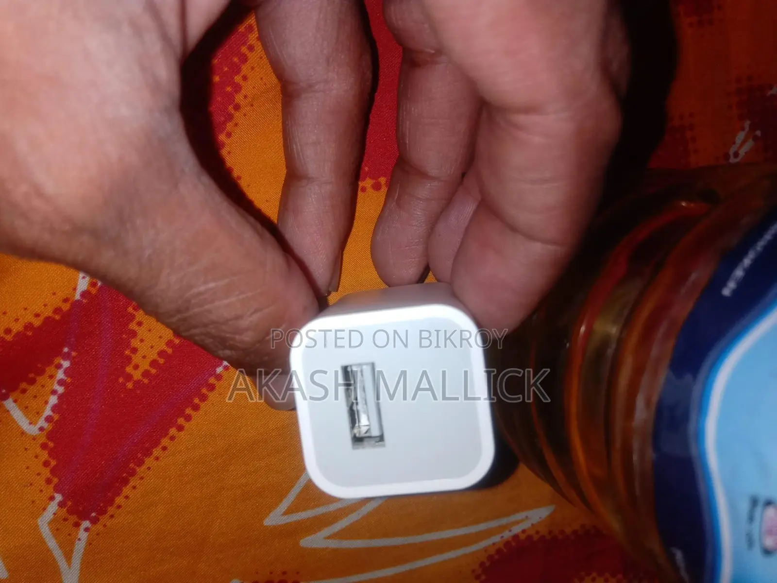 Apple SE Original Charger 12w Lightning