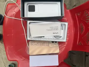 Vivo V29e 5G 8/256 (Used)