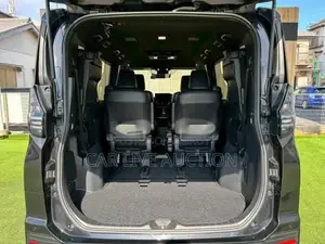 Toyota Voxy Hybrid SZ 2022