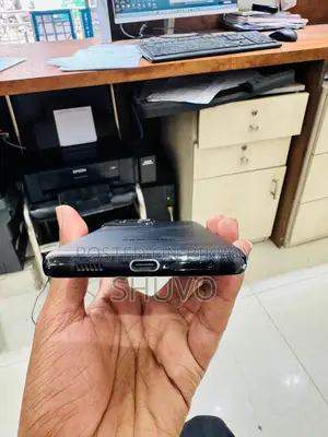 Samsung Galaxy S21 Ultra (Used)