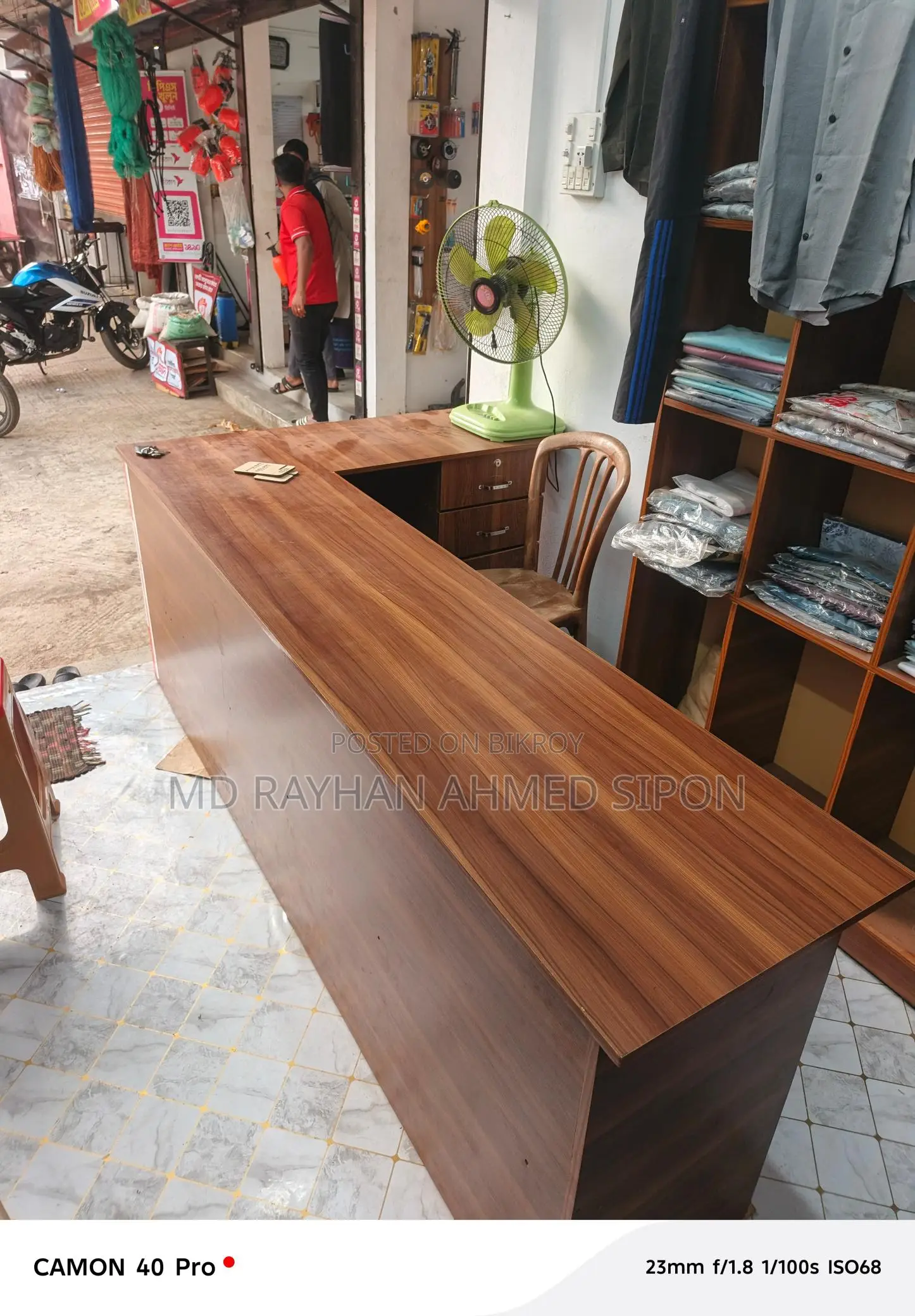Display Rack and tabil